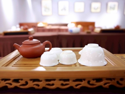 千萬別做兼職茶藝師，女人學(xué)茶藝好嗎？