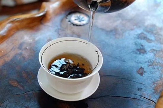 喝茶茶桌上的禮儀有哪些，泡茶待客十大禮儀不可不做！