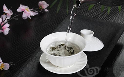 三才蓋碗的正確拿法，三才蓋碗抓碗法圖解