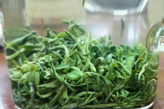 什么茶葉容易放香精，香精茶有什么危害？