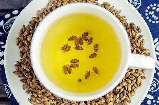 飯店喝的聞起很香的茶，餐館里的蕎麥茶還是大麥茶？