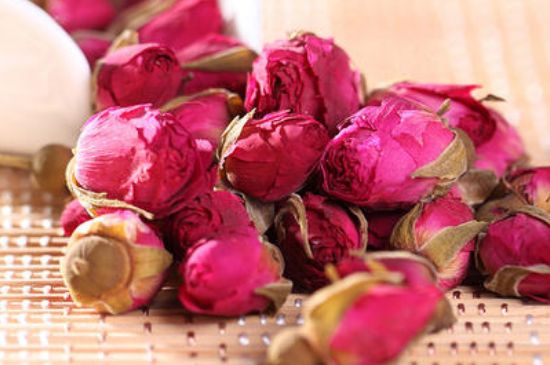 玫瑰花的最佳搭配，喝玫瑰花茶搭配什么喝好？