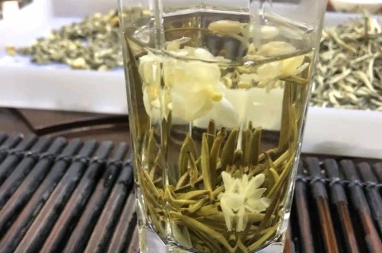 茉莉花花茶能煮嗎，喝茉莉花茶適合煮好還是泡好？