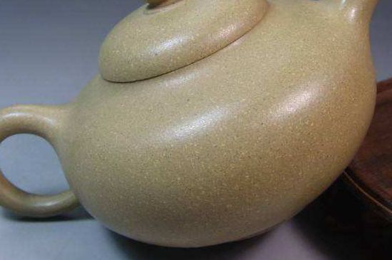 一把真正的本山綠泥壺最低多少錢，什么價(jià)格能買到本山綠泥紫砂壺？