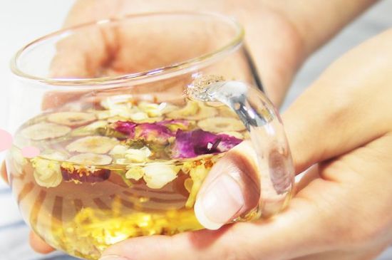干桂花泡水，干桂花怎么泡水喝？