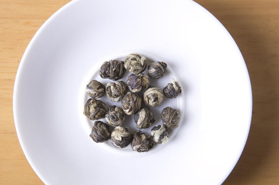 茉莉龍珠茶男人能喝嗎，男性夏季可以喝龍珠茶嗎