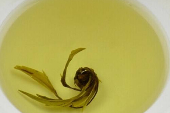 茉莉龍珠茶男人能喝嗎，男性夏季可以喝龍珠茶嗎