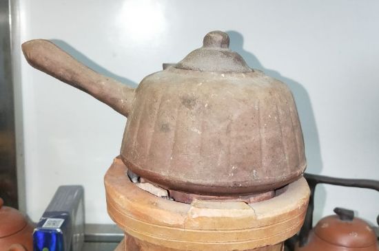 陶壺煮水的危害，粗陶壺燒水有毒嗎？