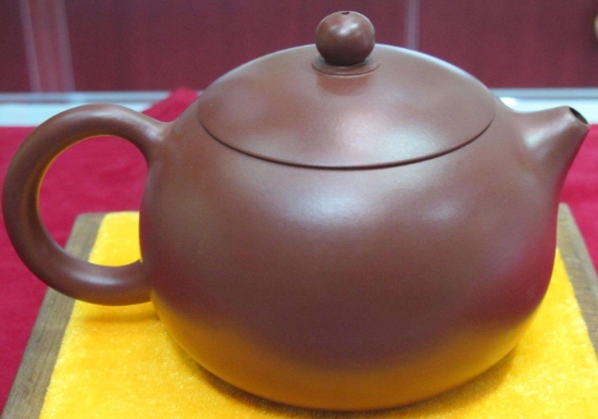 宜興紫砂壺四大經(jīng)典壺型叫什么，傳統(tǒng)紫砂四大名壺介紹