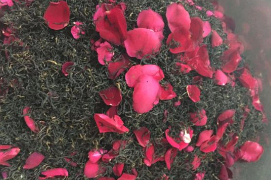 玫瑰花泡水喝的9大禁忌，喝玫瑰花茶有什么禁忌