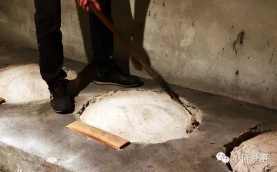 怎樣炭焙巖茶？揭秘武夷巖茶的炭焙技藝