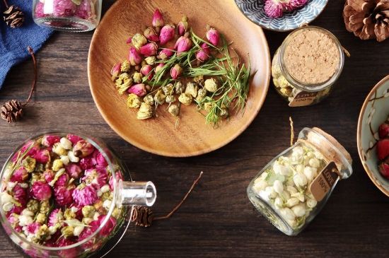 茉莉花和什么在一起喝好，茉莉花喝什么茶搭配？