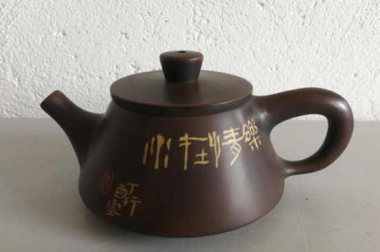 四大名陶哪個(gè)泡茶最好，中國(guó)四大名陶主要泡什么茶？