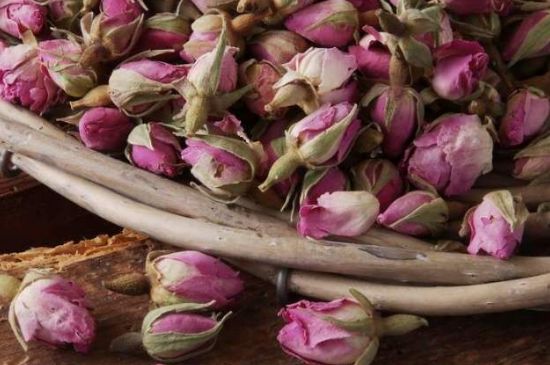 玫瑰花茶是應該煮還是蒸，玫瑰花茶是不是煮一下效果更好？