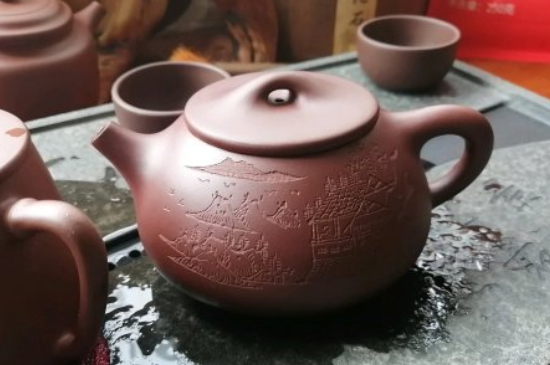 紫砂開壺和不開壺的區(qū)別，<a href=http://m.cikucha.com/chaju/zisha/ target=_blank class=infotextkey>紫砂壺開壺</a>的正確方法及開壺建議