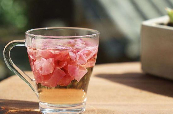 玫瑰花茶和什么搭配好，玫瑰花茶的搭配大全！