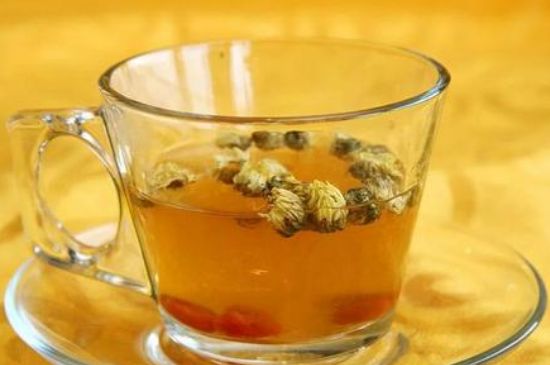 菊花茶的最佳搭配有哪幾樣，菊花茶和什么搭配喝效果好？