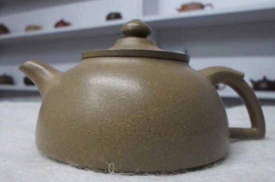 紫砂壺密密麻麻黑點(diǎn)，布滿了很多小黑點(diǎn)的紫砂好嗎