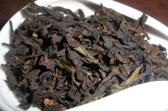 肉桂茶和大紅袍哪個貴，武夷山肉桂與大紅袍的價格比較