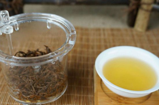 300塊錢的金駿眉能喝嗎，兩三百多金駿眉和一千多區(qū)別