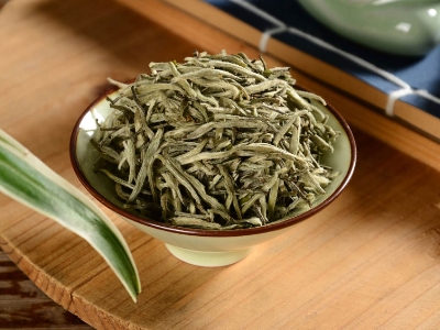 白茶煮好還是泡好喝，老白茶是泡還是煮？