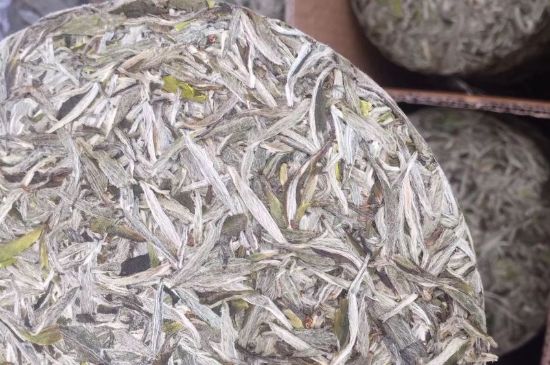 7年壽眉和2年白牡丹哪個(gè)好，老白茶壽眉與白牡丹的口感區(qū)別