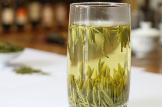 竹葉青茶泡不立起來(lái)怎么回事，竹葉青茶怎么泡立起來(lái)