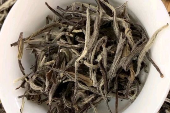 三年白茶賽砒霜，這是真的嗎？