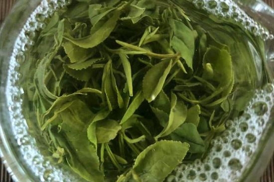 綠茶放了三年還能喝嗎，綠茶放久了喝了會怎樣