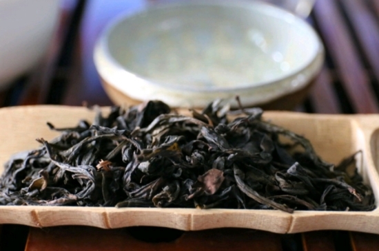 長期喝巖茶會上火嗎？巖茶這樣喝了容易上火！