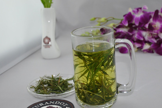 竹葉青茶泡不立起來(lái)怎么回事，竹葉青茶怎么泡立起來(lái)