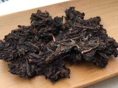 黑茶的功效與作用，長期喝黑茶有什么功效？