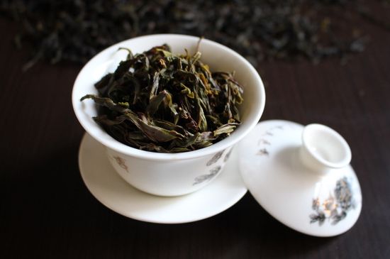 鋸朵仔跟鴨屎香哪個貴，鋸朵子和鴨屎香哪個好喝？