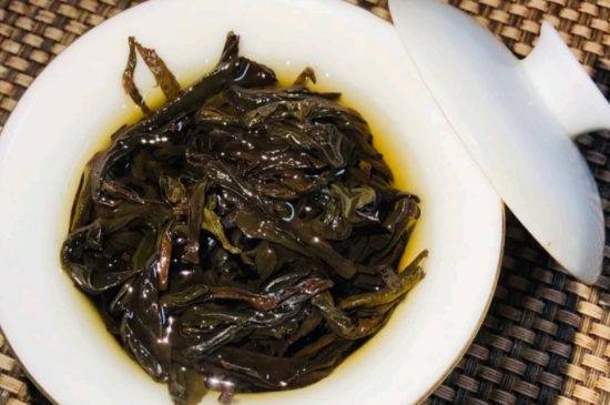 長期喝巖茶會上火嗎？巖茶這樣喝了容易上火！