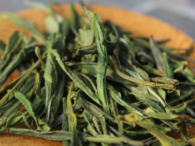 霍山黃芽什么時(shí)候喝最好，霍山黃芽適合什么季節(jié)喝