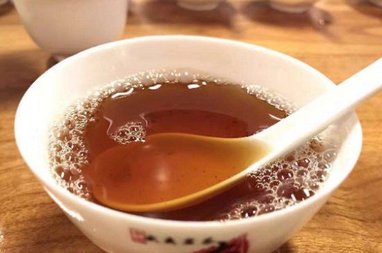 肉桂茶和大紅袍哪個貴，武夷山肉桂與大紅袍的價格比較