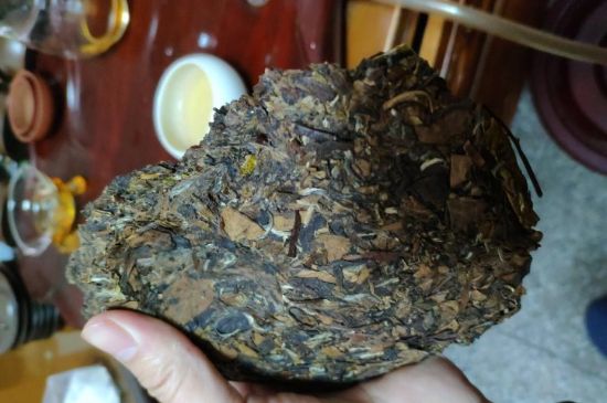 7年壽眉和2年白牡丹哪個(gè)好，老白茶壽眉與白牡丹的口感區(qū)別